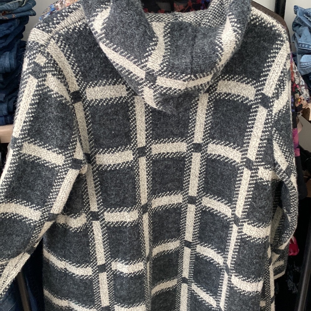 Hooded Gray Sweater Shacket - image 2